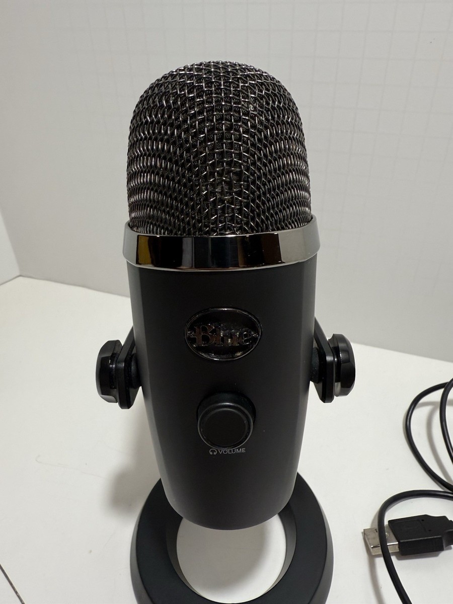 Blue Yeti Nano USB Microphone W/ Stand & Cable, Model A00136