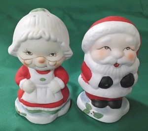Vintage Porcelain Bisque Santa & Mrs Claus Salt & Pepper Shakers 1970's