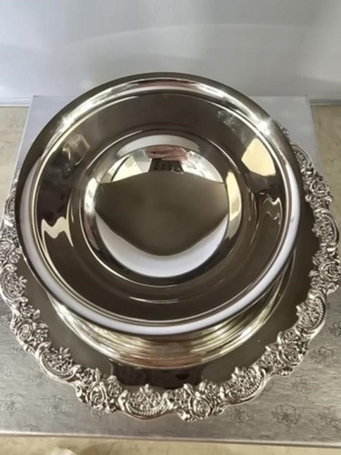 Oneida Silver Color Gravy Bowl with Ladle Home Dining Serveware Kitchen - Picture 5 of 9