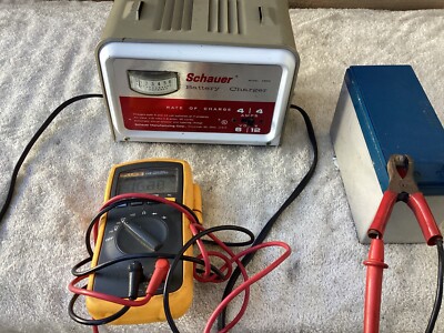 Vintage Schauer Automotive Battery Trickle Charger 4 Amps 6/12 Volts Model A6612
