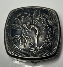 Vintage Djer "Kiss" Kerkoff Sterling silver powder compact. With puff 1920's