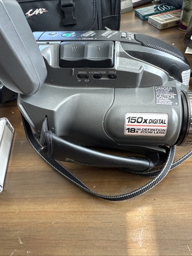 Panasonic Palmcorder PV-L550D 150x Digital VHS C, CN Bag, Not Working. Read Desc - Picture 5 of 13