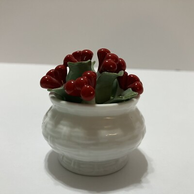 Aynsley England December Bouquet Holly Berries Bone China Hand Painted Modeled