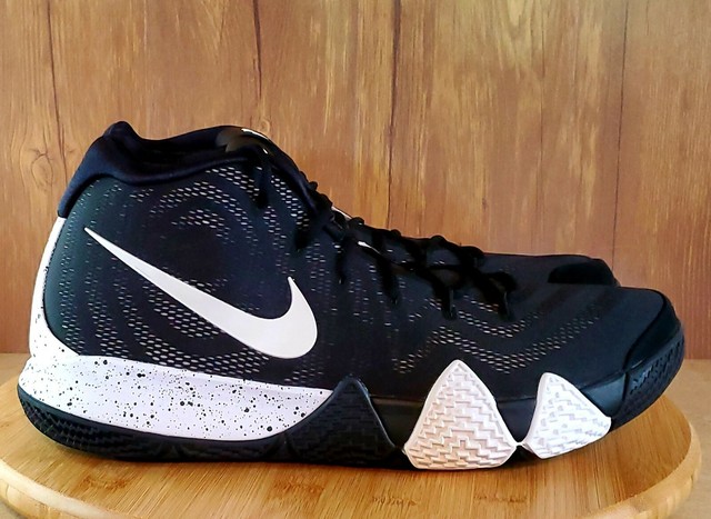 black nike size 15