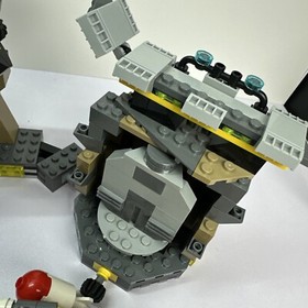 Lego The Batman Movie 70909 Batcave Break In As-Is Incomplete No minifigures