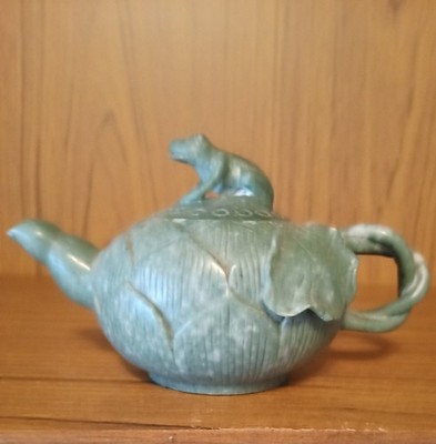 Vintage Chinese Carved Dark Green frog on Lotus Jade Teapot Signed 4 oz capacity