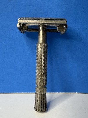 Vtg 1957 Gillette SUPER SPEED FLARE TIP C 2 Double Edge Safety Razor TTO USA