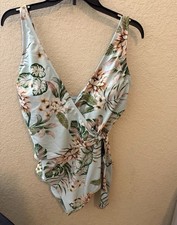 Women  s Kona Sol Floral One Piece Swimsuit Size XL
