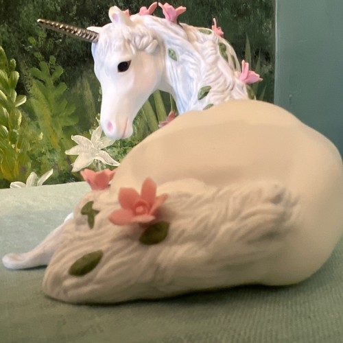 Loves Sweetness Fine Porcelain Princeton Gallery Unicorn 1990