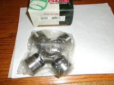 GMB U-JOINT 210-0332 FRONT WHEEL U-JOINT~ 1 TON  PLUS ~ 4X4 F350-F550, K3500