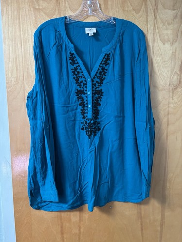 St. John’s Bay Ladies Long Sleeve Teal Blouse, Size L