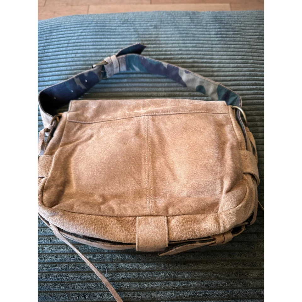 Cartera convertible Wilson's de cuero Máxima gamuza camuflaje vintage Foto 2 de 4