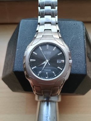 Citizen Eco-Drive Armbanduhr Titanium