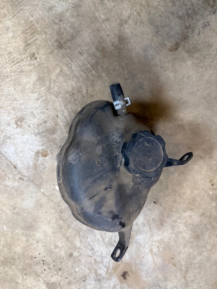 GMC Terrain 2013 2010-2017 Chevy Equinox motor depósito de refrigerante 22829367 Foto 3 de 3