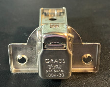 GRASS Cabinet Hinge 1006-30 Clip-On Snap-On Self-Closing 3703VS 110 Ope