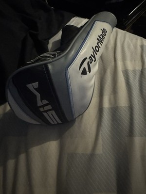 TaylorMade SIM Max Golf Driver RH with Ventus Stiff Shaft and Head Cover