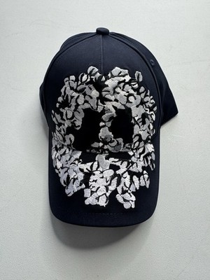 Denim Tears Cotton Wreath Logo Embroidered Navy One Size Hat  display picture 1