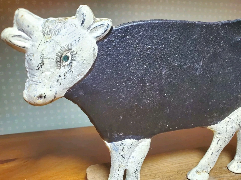 COW SHAPED CHALKBOARD Heavy Metal & Fir Wood Base, Farmhouse Style Cottage Core - Image 2 of 4