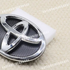 Front Grill Emblem 75301-52080 Fit For Yaris Sedan 2007-2014 Grille Badge Symbol