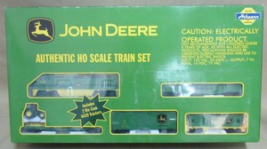 john deere ho scale train set
