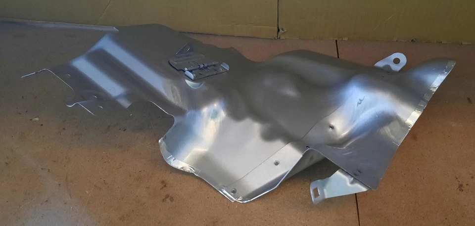 MAZDA 3 MPS BK BL TURBO FRONT HEAT SHIELD INSULATOR PANEL COVER GENUINE - Image 3 of 4