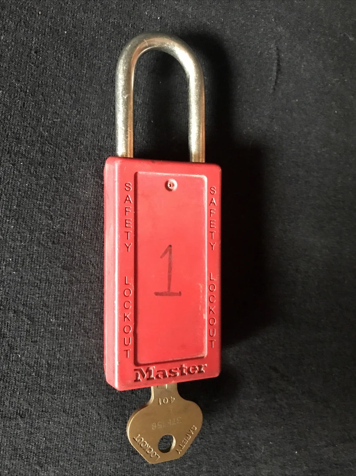 Master Lock, Safety Lockout Padlock Red 3" Body - Image 2 of 3
