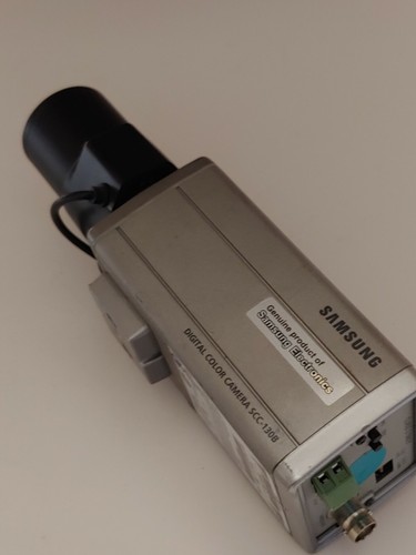 Samsung SCC-130B Digital Color Camera w/ GV-2.8-12ADC Lens - Picture 3 of 8