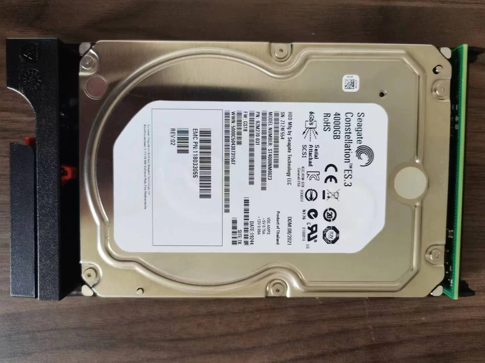 EMC V2-PS07-040 005052485 005052484 VNXe 4T SAS 6Gb 7.2K hard disk - Image 2 of 2