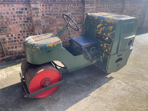 Rare Vintage Thomas Green & Son Griffin ride on road or pitch roller - Picture 1 of 13