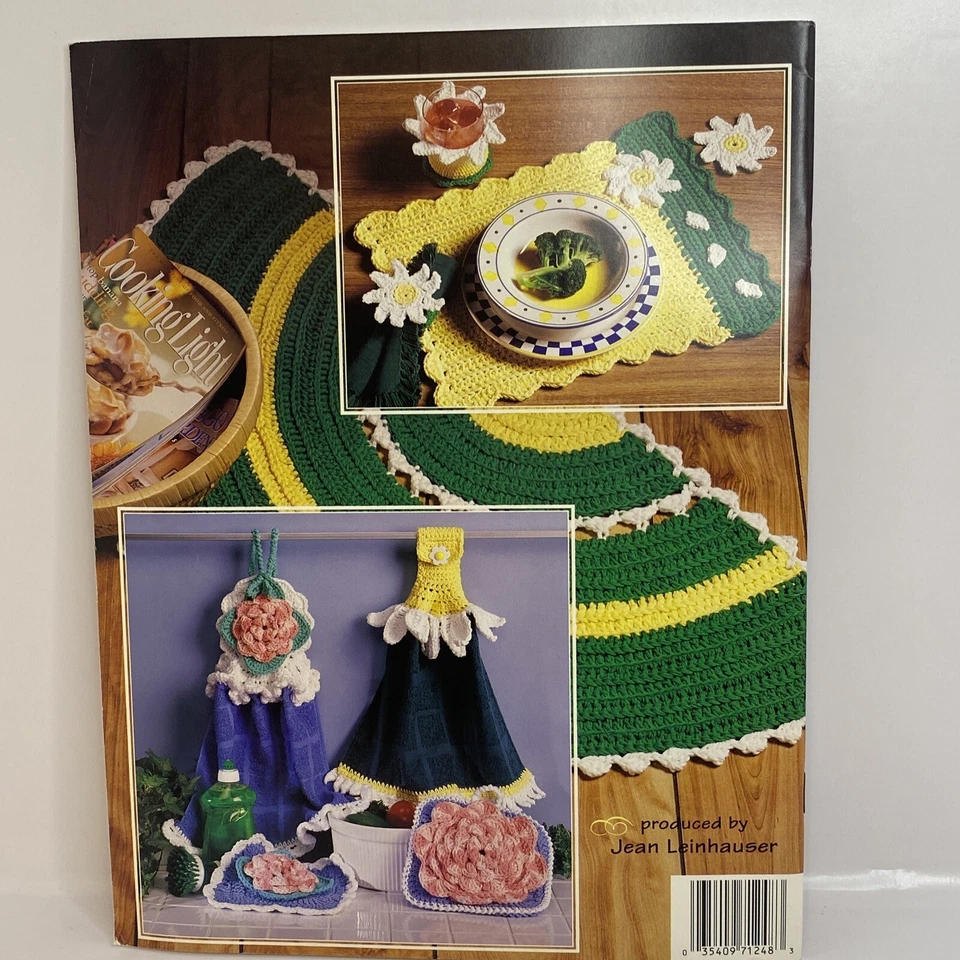 American School Of Needlework Crochet For The Kitchen Pattern Book 17 Designs - Image 2 of 2