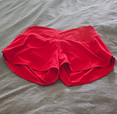 Lululemon Red Speed Up Shorts.  Size 6....4''