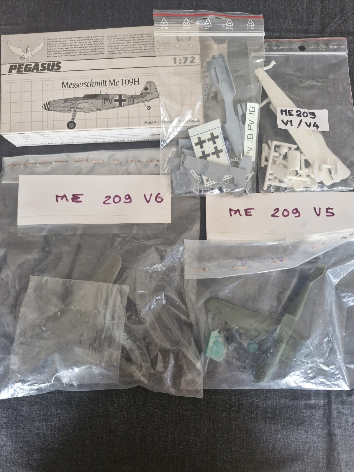 Maquettes 1/72 Me109H Pegasus et Me209 V1 V4 V5 V6 en plastique kit de chasseurs allemands AV428
