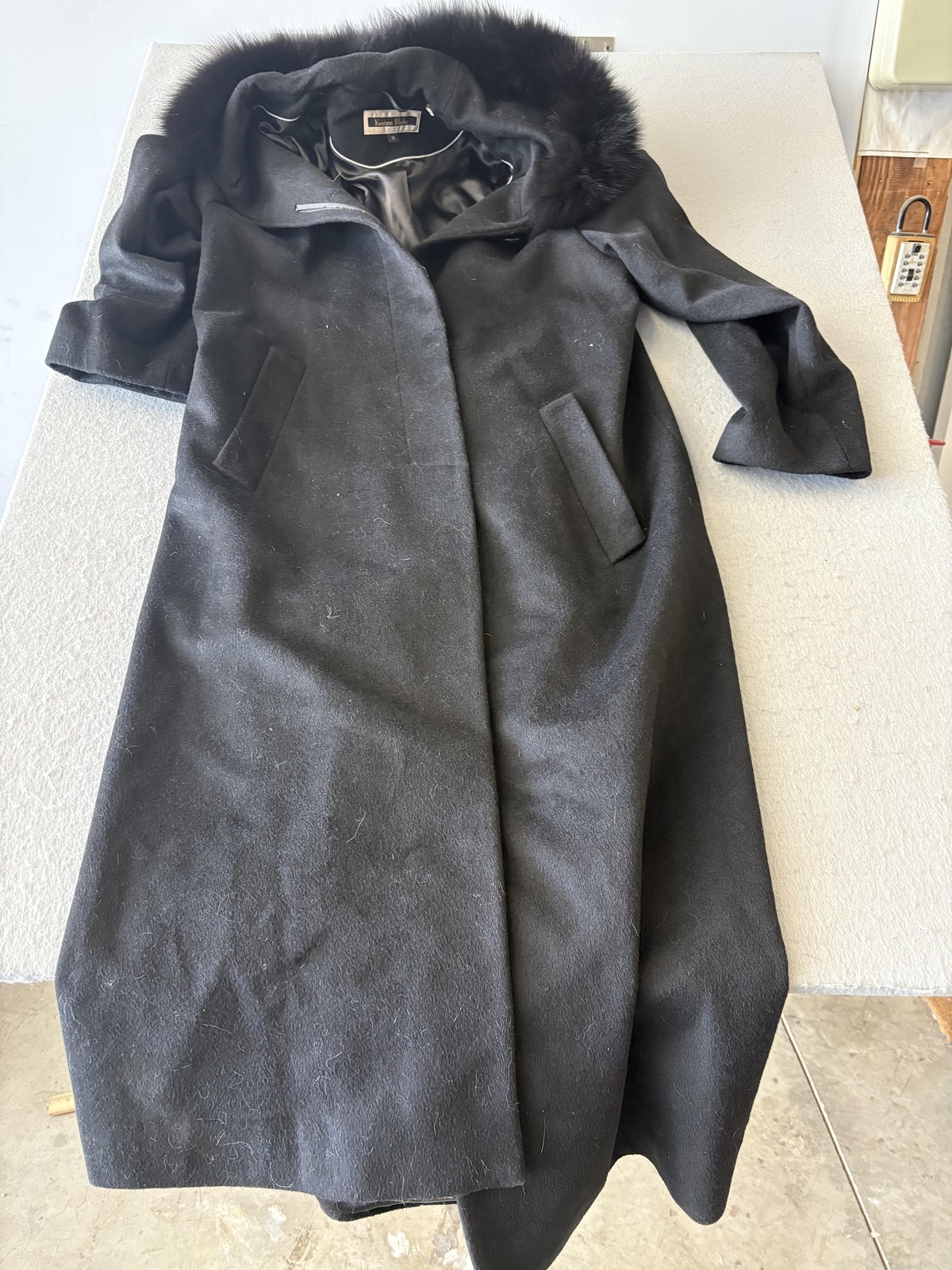 Kristen Blake Coat Womens 12 Black Wool Fox Fur Trim Button Front Overcoat