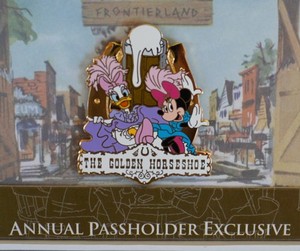 2005 Disneyland 50th Anniversary Annual Passholder Dining Pin - Golden Horseshoe