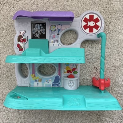 Bubble Guppies Check-Up Center Hospital Playset Working Sound - Slide Missing 