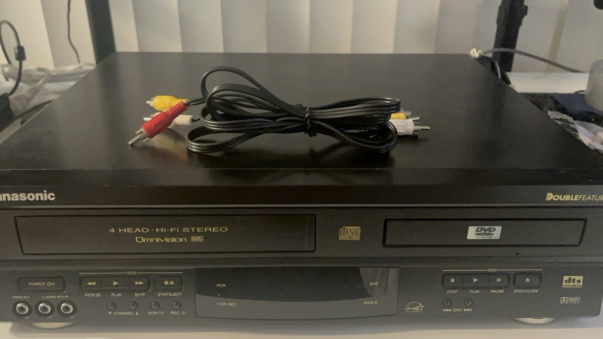 Panasonic PV-D473 Omnivision VCR 4 Head Hi-Fi Video without Remote