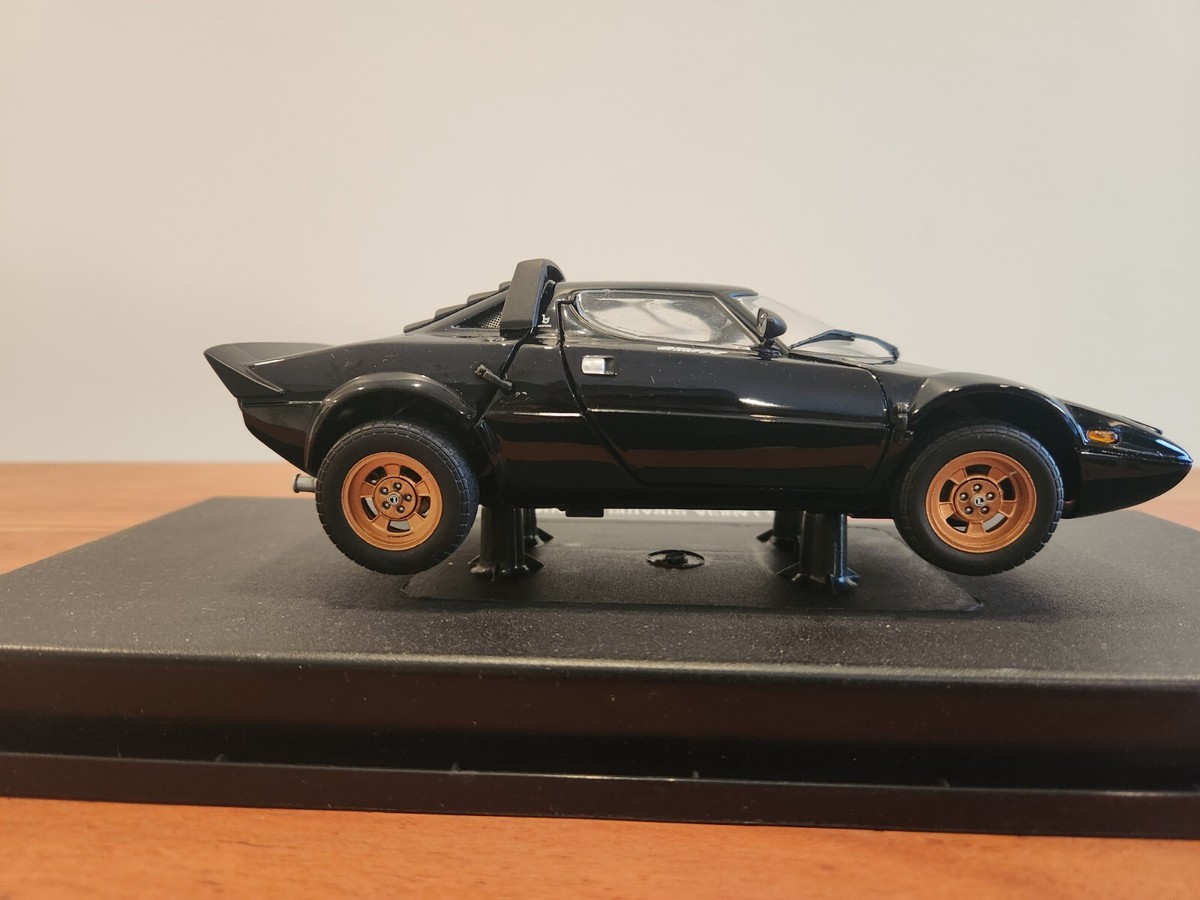 1:18 SUN STAR SUNSTAR 1975 LANCIA STRATOS BLACK EXTREMELY