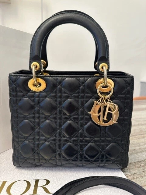 Lady dior medium black top