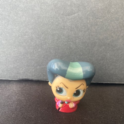 Disney Doorables Serie 4 Personaggio Lady Tremaine NUOVO - Foto 2 di 10