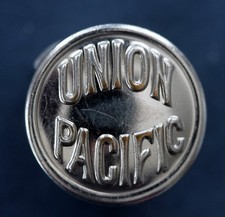 VINTAGE RAILROAD BUTTON - UNION PACIFIC