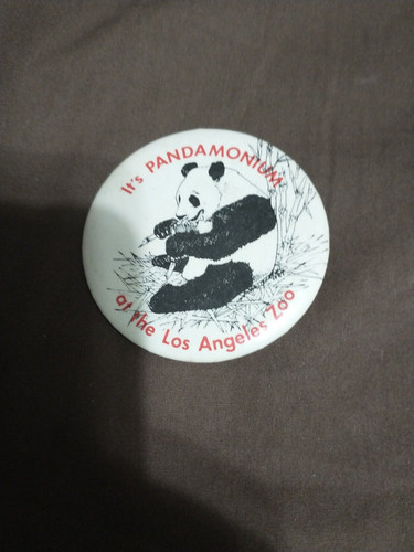 Vintage - 1980's - Los Angeles Zoo "It's Pandamonium" - Button/Pin