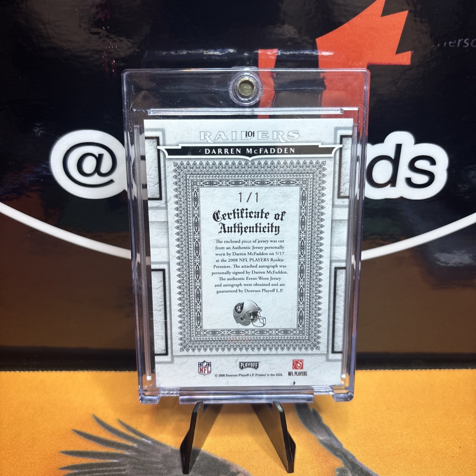 2008 Playoff National Treasures Darren McFadden 1/1 Rookie Patch Auto Raiders view 2
