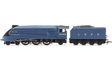 NEW Hornby R3395TTS LNER A4 4-6-2 4468 “Mallard” Locomotive (TTS Sound Fitted)