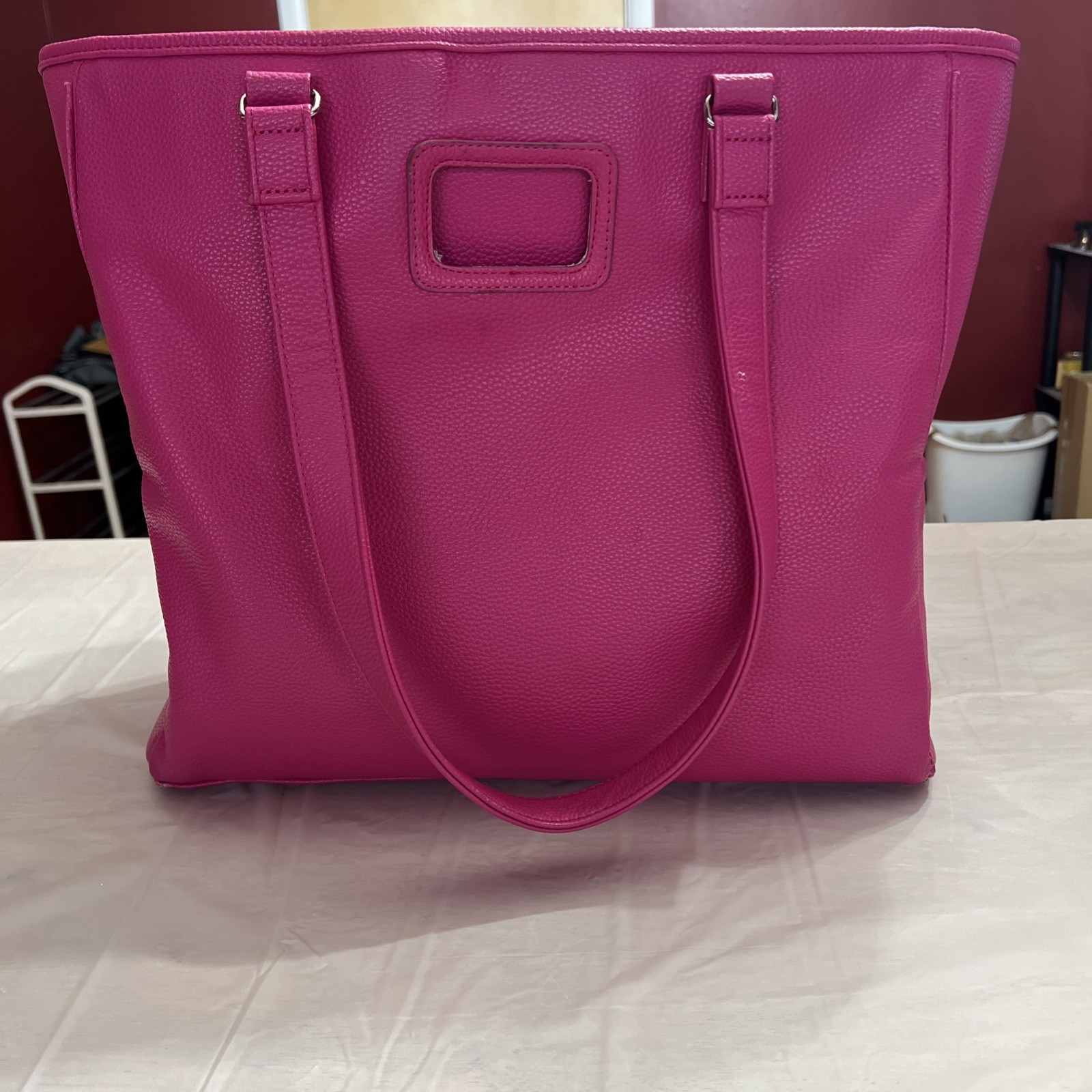 Xl Pink Learher Thirty one Purse