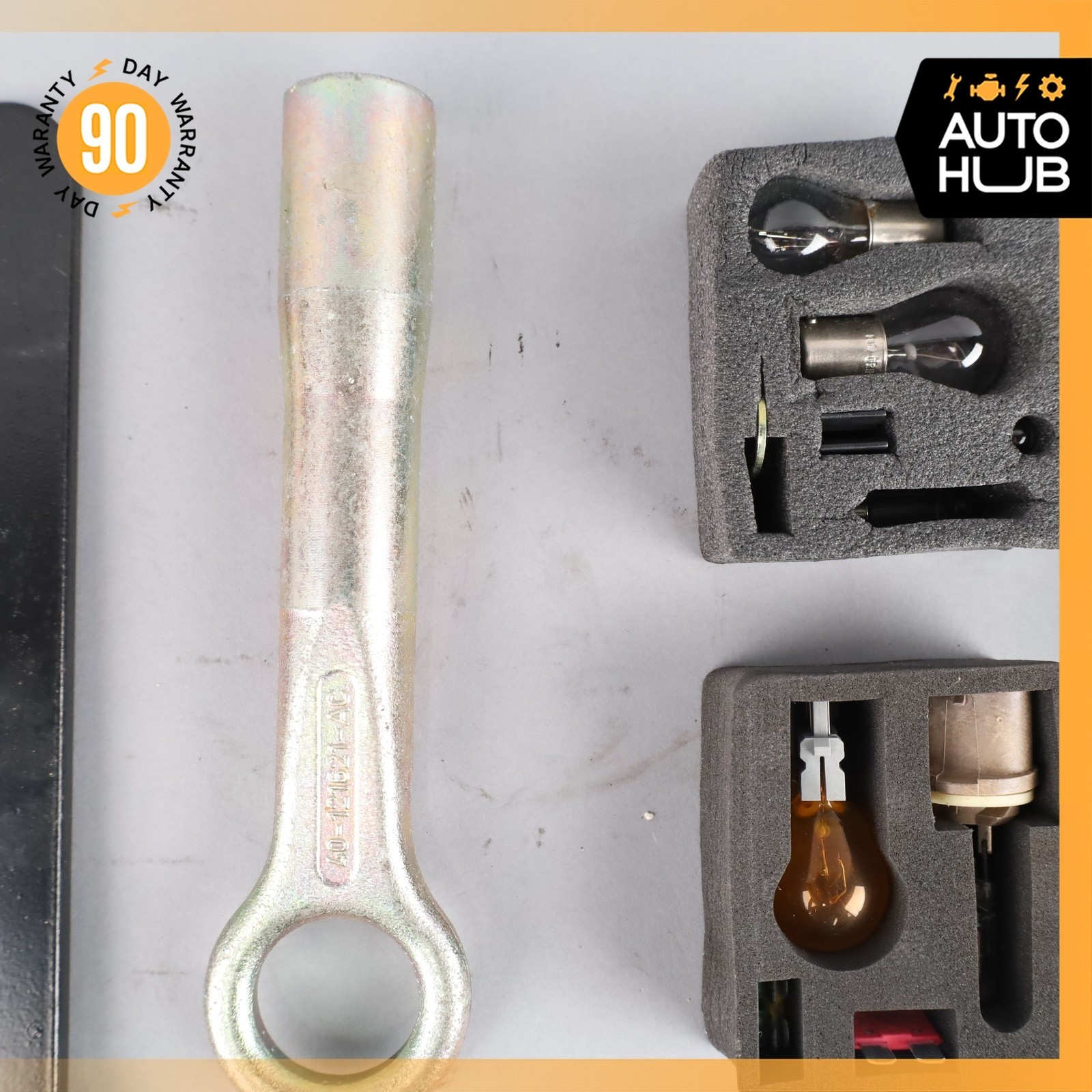Aston Martin DB7 Emergency Spare Tire Tool Kit 1021622AA OEM