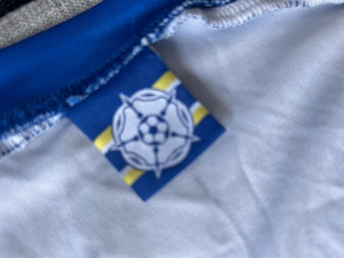 Leeds United Crossover Shirt 21/22 blau XL 25" Pit To Pit - Bild 5 von 9