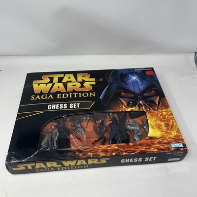 STAR WARS CHESS SET Saga Edition 2004 Original complete Open Box Unused