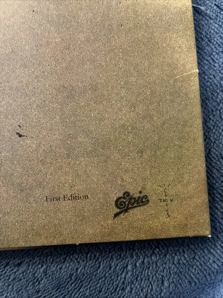 2023 Travis Scott Utopia Alt Cover Exclusive Milky Clear 2LP Vinyl Record - Image 3 of 4