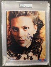 Scarlett Johansson vintage signed 8x10 photo PSA/DNA Encapsulated