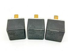 Lotto di 3 relè Hella 4RD003-520-13 12V 20/30A